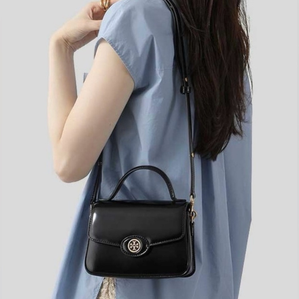 Tory Burch Small Robinson Spazzolato Top-Handle Bag - Black